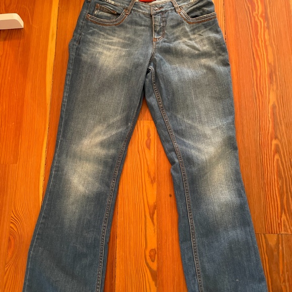 Oilily women’s “Summer of Love” jeans - Picture 2 of 4